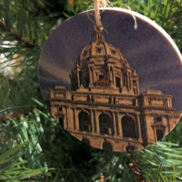 Wood Slice Ornament (24 different MN images)